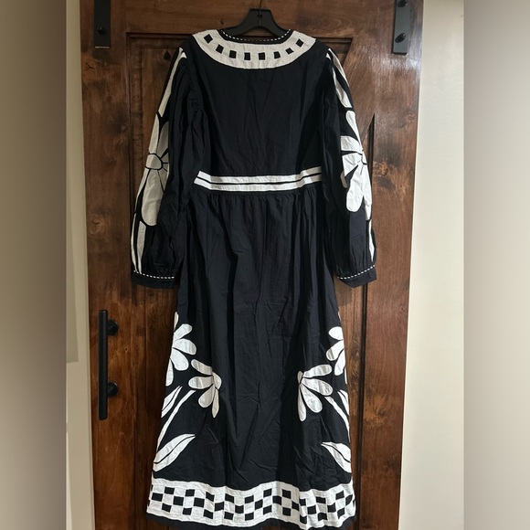 FARM Rio Black and White Maxi Dress - Picture 10 of 11